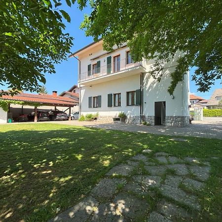Casa Vacanze Magnolia Borgo Ticino Exterior photo