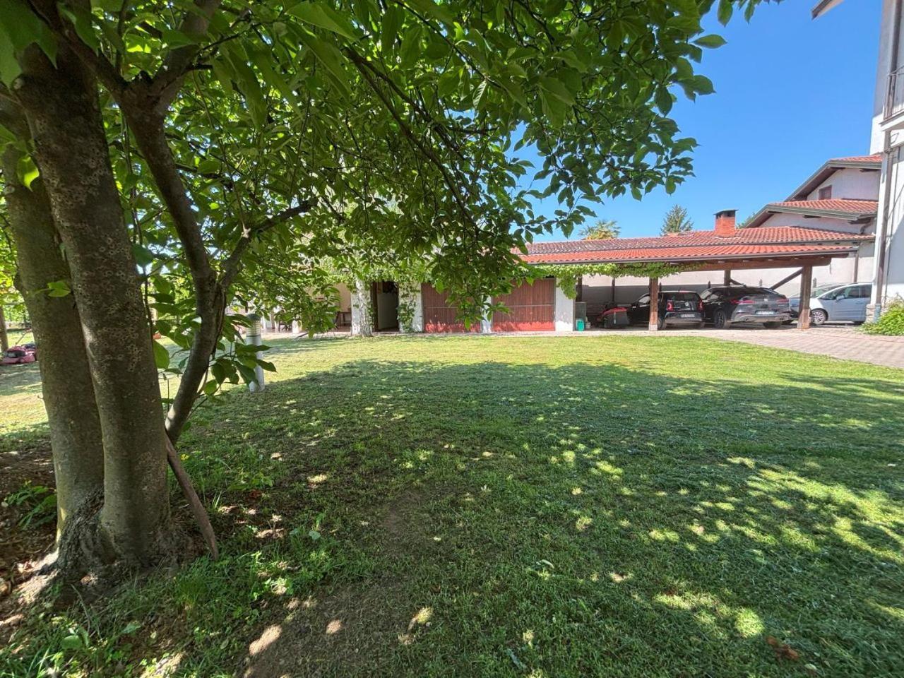 Casa Vacanze Magnolia Borgo Ticino Exterior photo