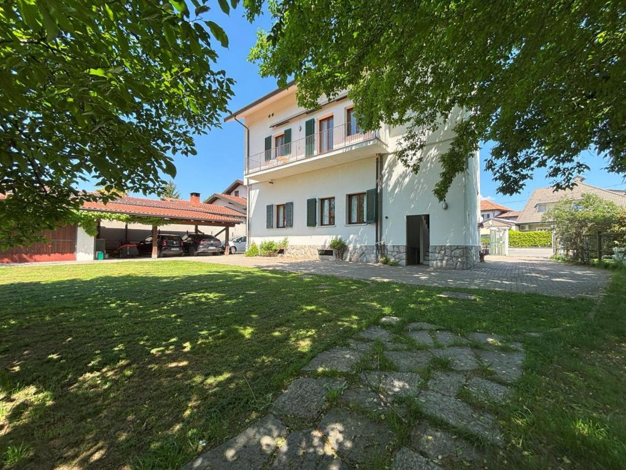 Casa Vacanze Magnolia Borgo Ticino Exterior photo
